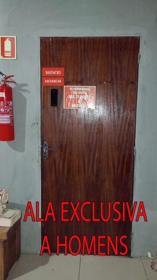 "LE CHAT QUI PECHE" Hostel a 150 metros PRAIA PAJUCARA SAUNA & PISCINA Maceió Exterior foto
